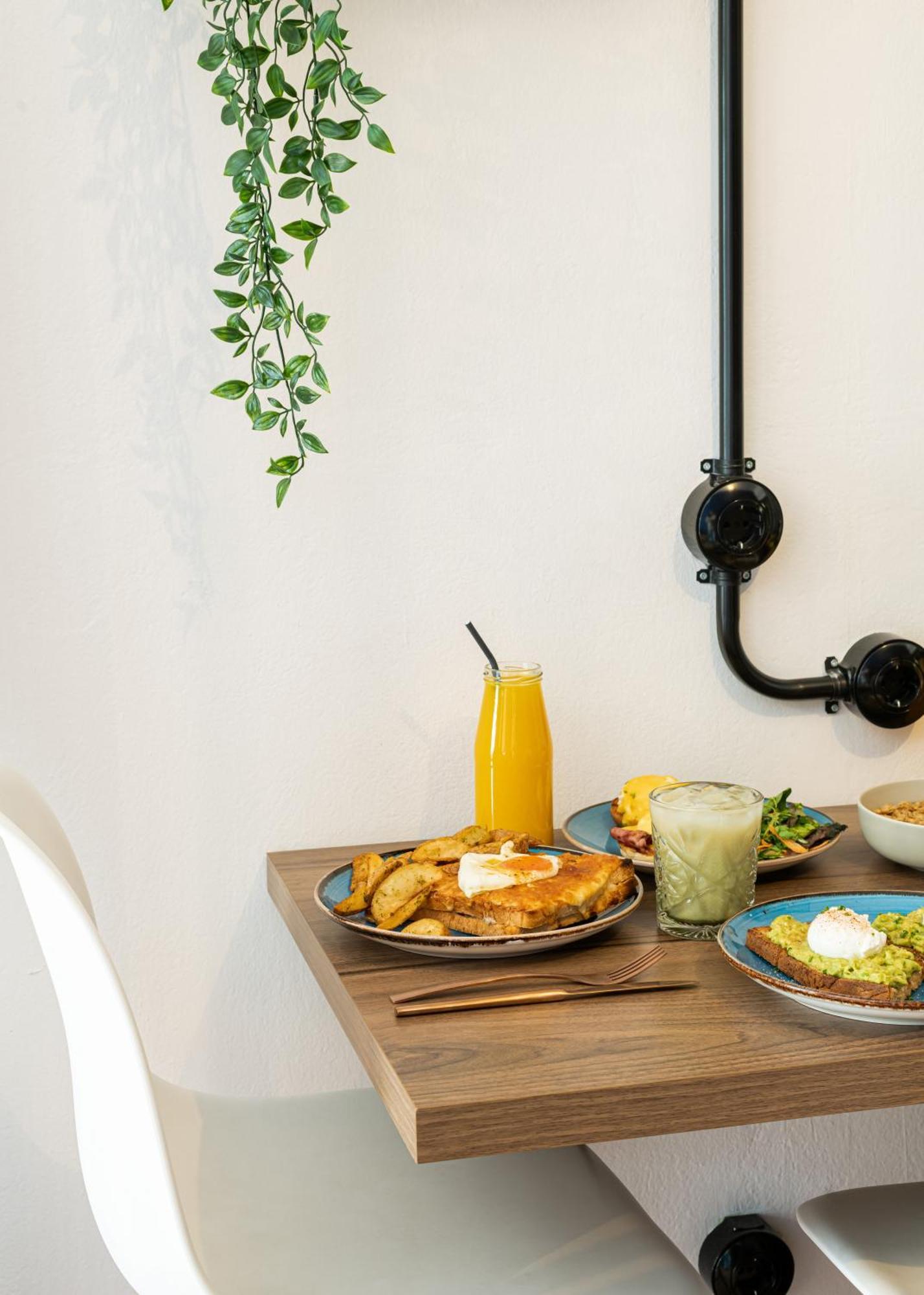 Moss - Beautiful Living In The Heart Of Athens Leilighet Eksteriør bilde