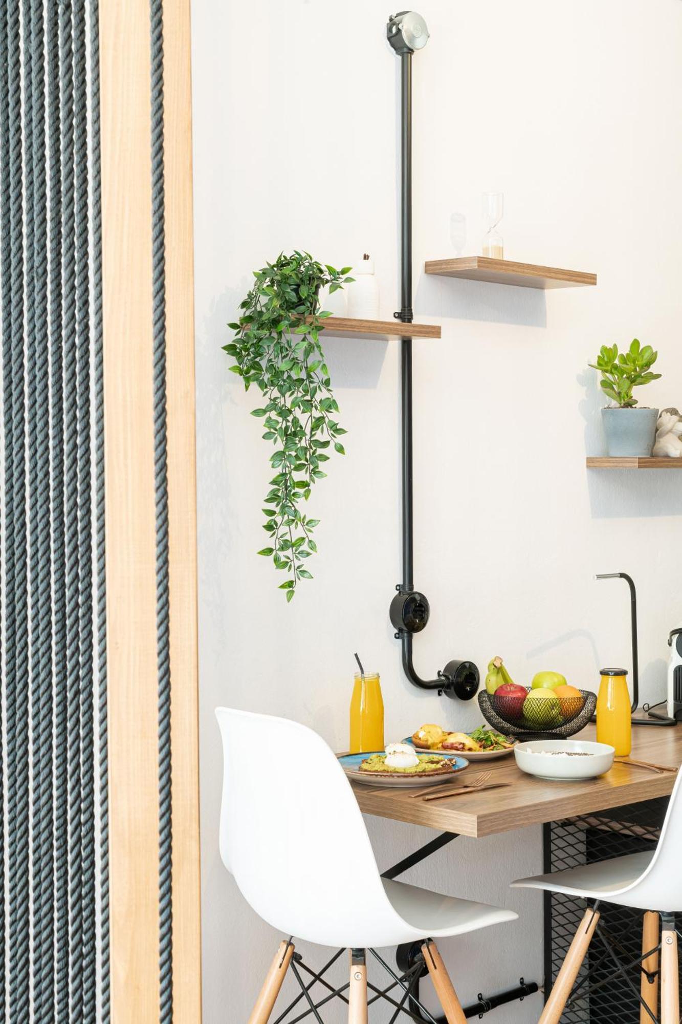 Moss - Beautiful Living In The Heart Of Athens Leilighet Eksteriør bilde